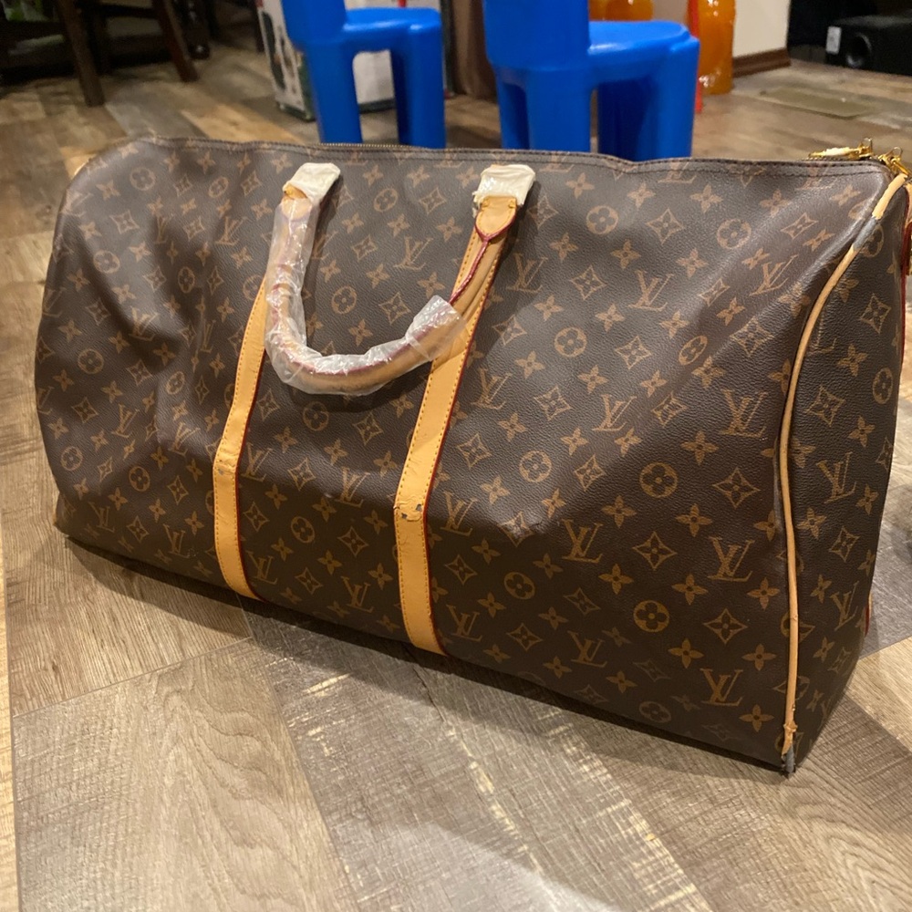 (PRICE NEGOTIATBLE) Louis Vuitton Monogram Canvas Keepall Duffle Bag - Brown/Tan
